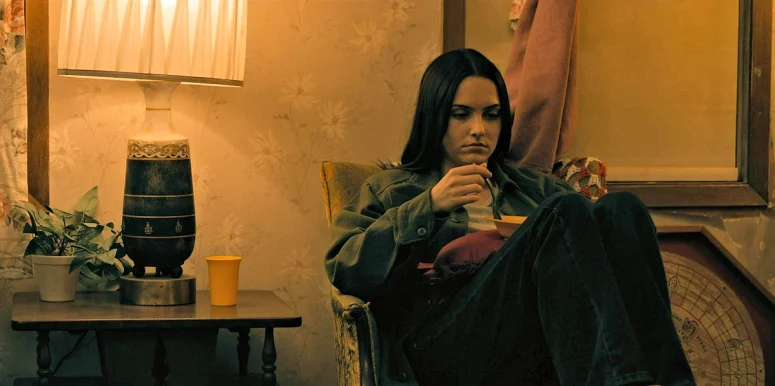 Hannah Cheramy as Julie Matthews - From 401