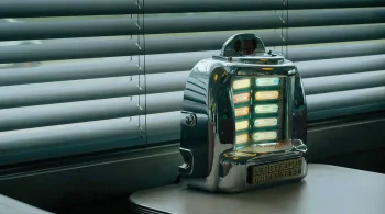 The jukebox in the diner - From 401