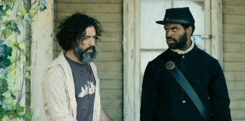 David Alpay as Jade and Dylan Bailey as a soldier from the American civil war - From 405