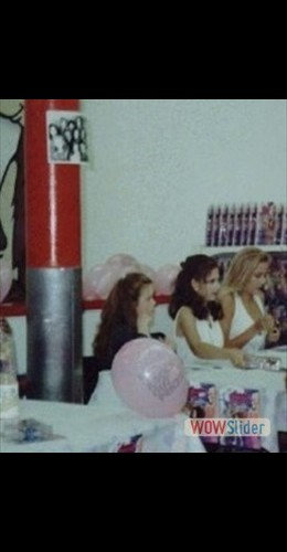 Swans Signing javascript slider